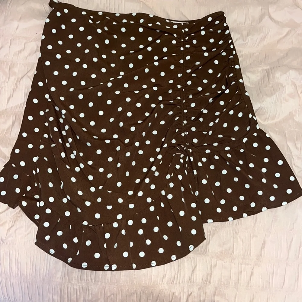 Brown skirt - Picture 1 of 4